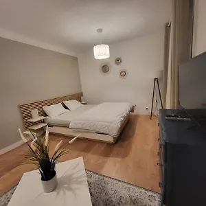 https://appartement-t1-bis-annecy-proche-centre-ville.hotels-rhonealpes.com