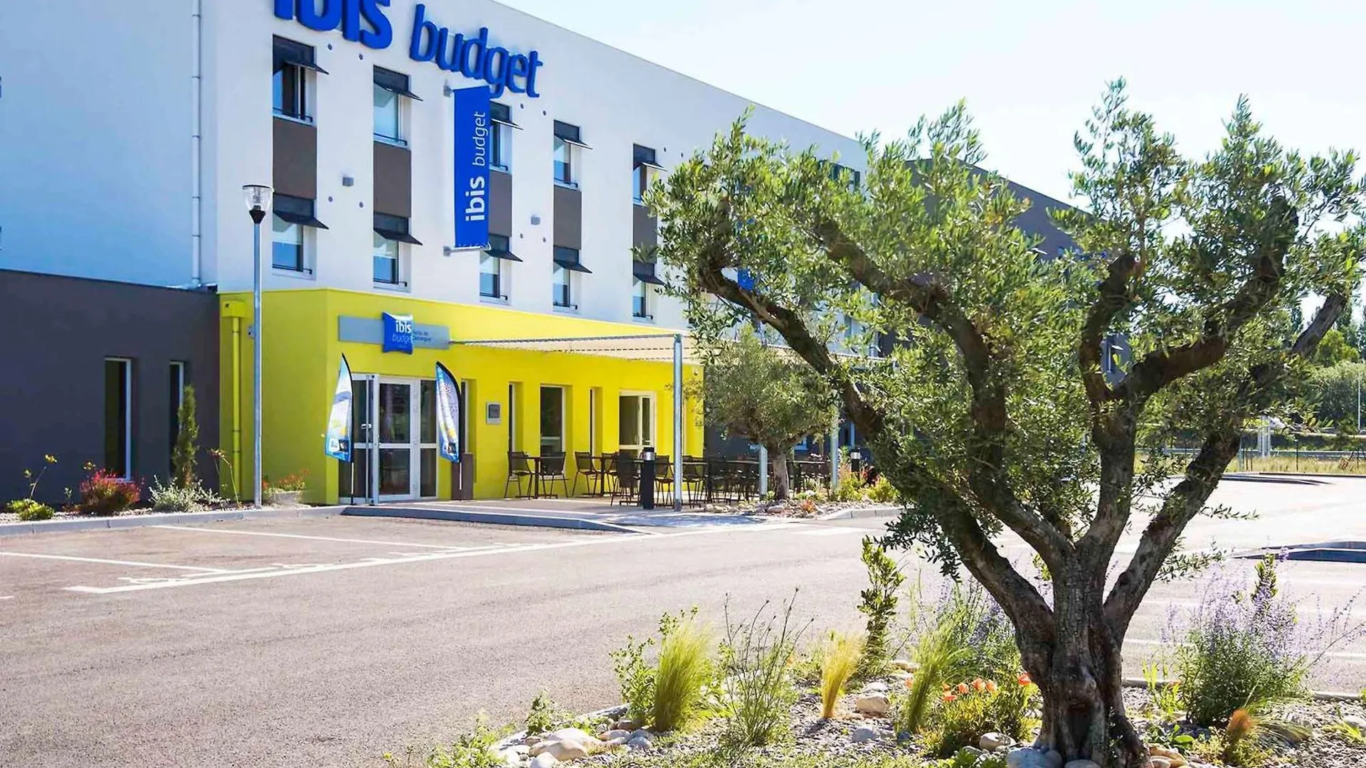 ** Hotel Ibis Budget Porte De Camargue Saint-Martin-de-Crau France